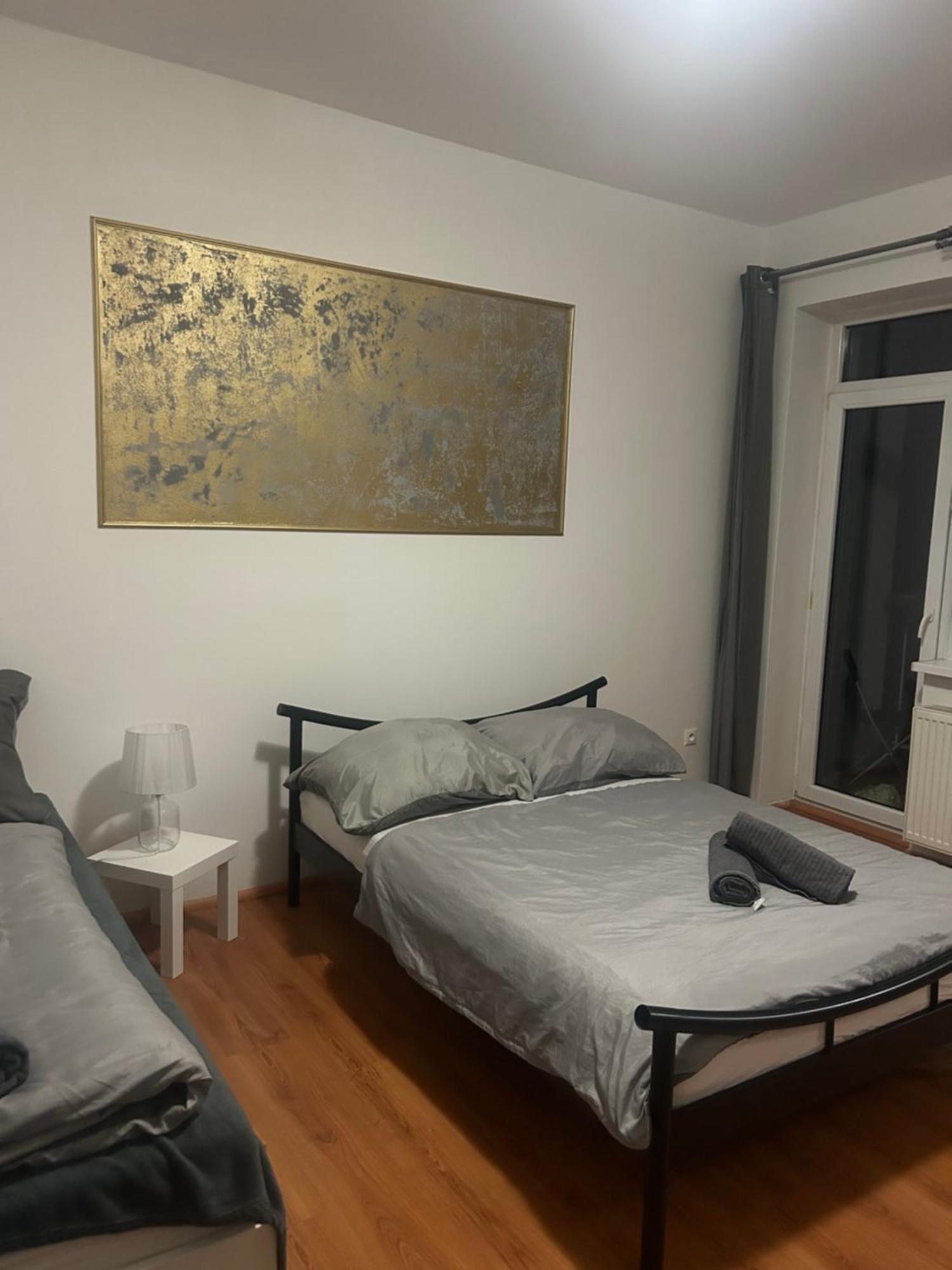 Plaza De Luxe Apartman Pozsony Kültér fotó